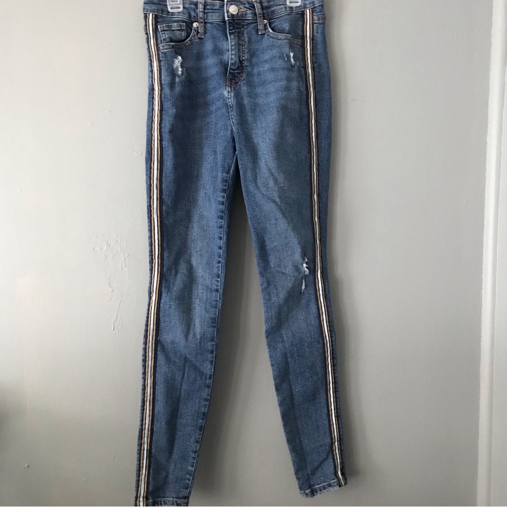 Wild Fable High Rise Skinny Jean Size 2/26R